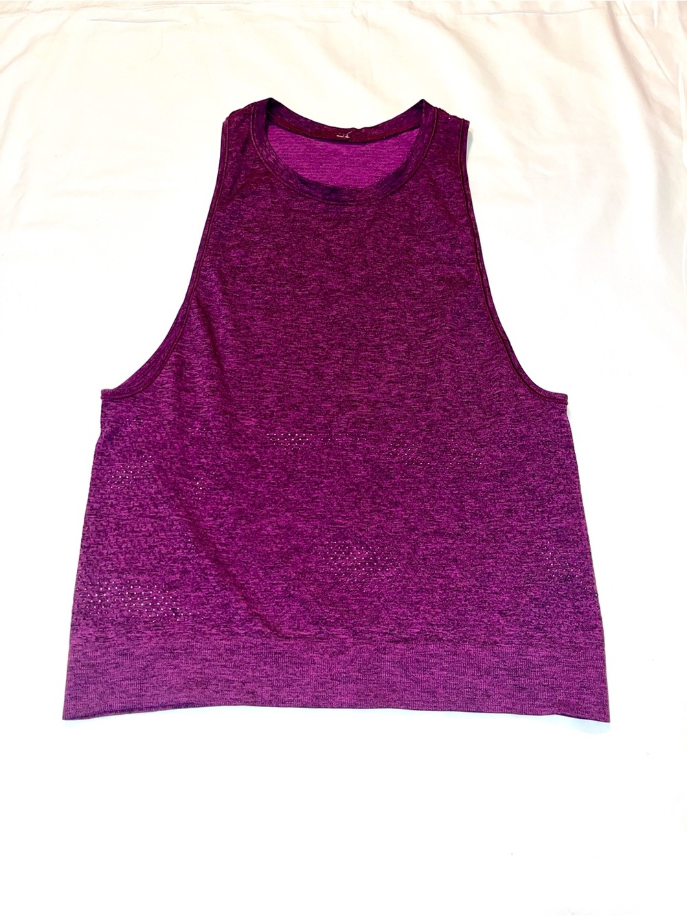 Lululemon Breeze By Muscle Tank Aurora / Black size 6